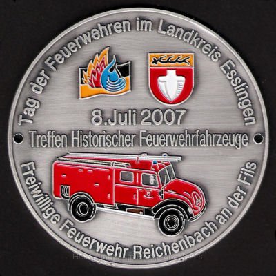 amt7.jpg - Medaille zum Tag der Feuerwehren im Landkreis Esslingen am 8. Juli 2007