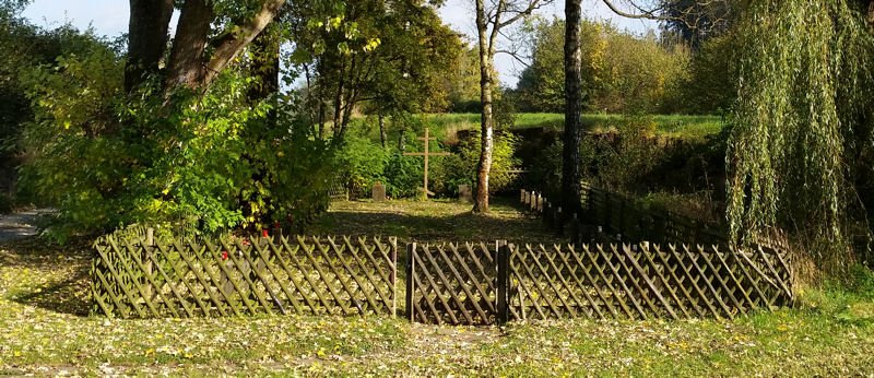 friedhof_k.jpg - Der "Russenfriedhof" am Ende des Filsweges